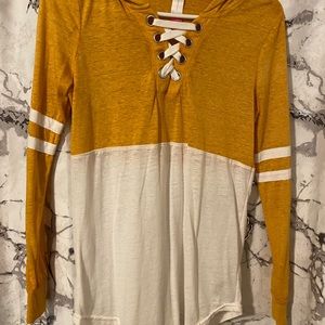 Hoodie long sleeve shirt